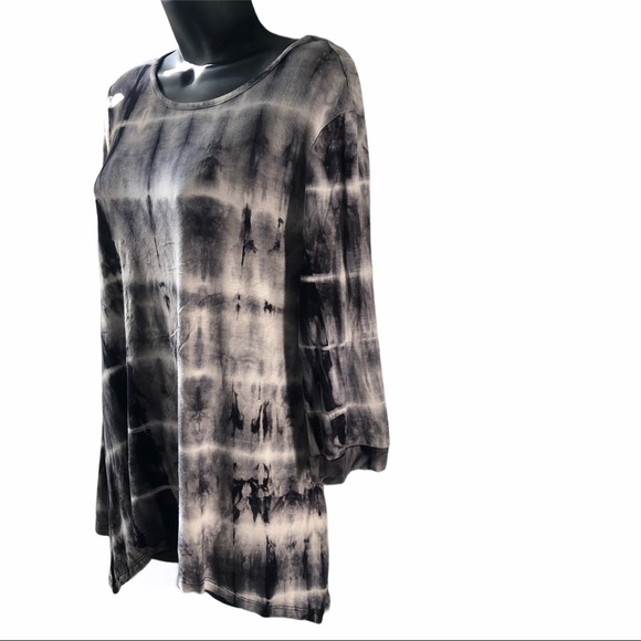 🌻2/$25 Silverwear Tie Dye Shirt L - Picture 2 of 4